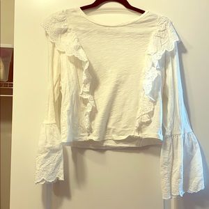 Long sleeve bell shirt